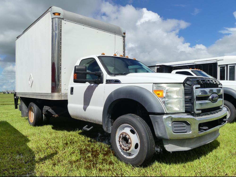 Image of Ford F-450 Primary image