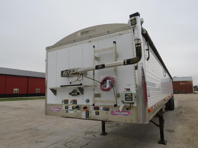 Image of Wilson Pacesetter equipment image 1