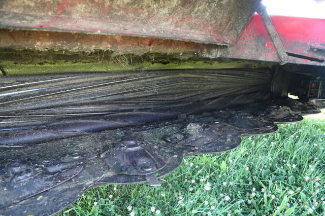 Image of AGCO 1372 equipment image 4