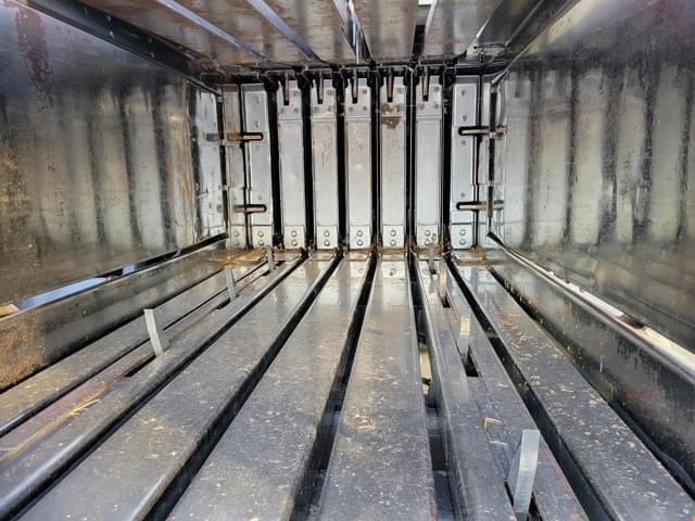 Image of AGCO 2170 equipment image 4