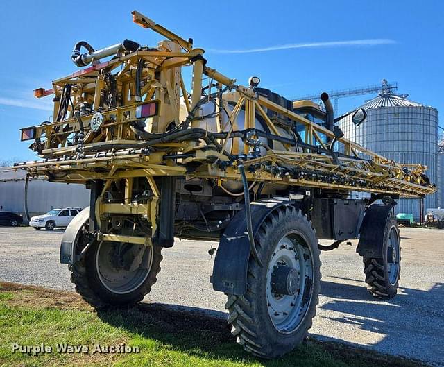 Image of RoGator RG1300 equipment image 4