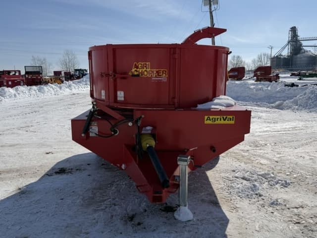 Image of AgriVal 5600 equipment image 1