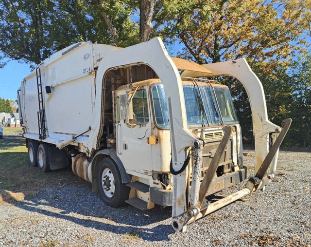 Image of Autocar Xpeditor equipment image 4