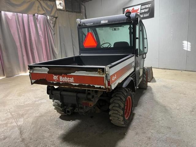 Image of Bobcat Toolcat 5600 equipment image 4