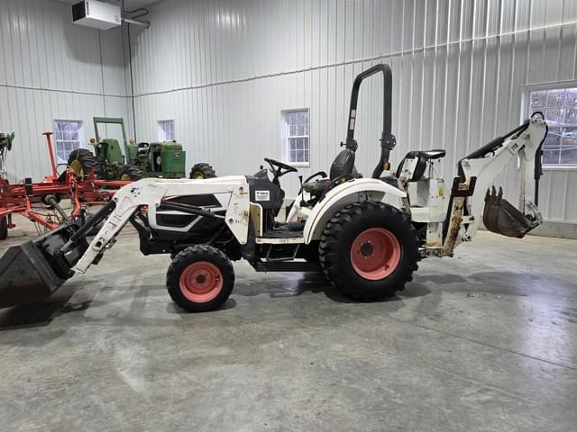 Image of Bobcat CT235 equipment image 4