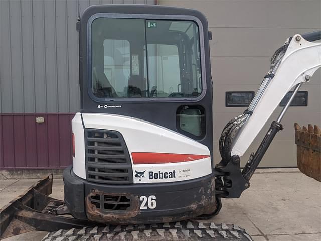 Image of Bobcat E26 equipment image 2