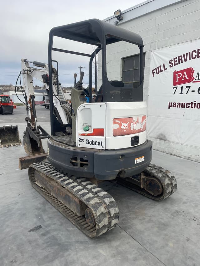 Image of Bobcat E26 equipment image 3