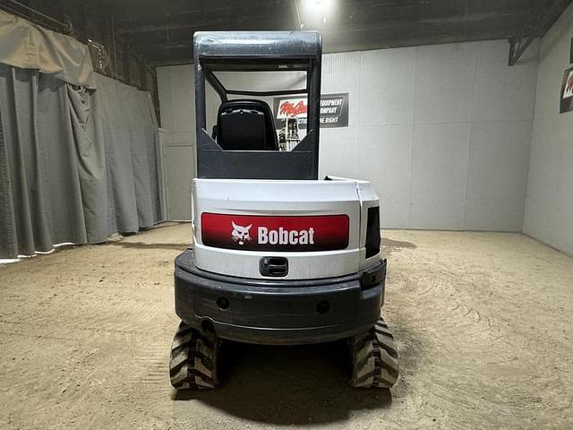 Image of Bobcat E32 equipment image 3