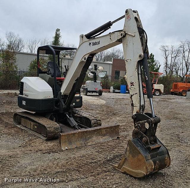 Image of Bobcat E42 equipment image 2