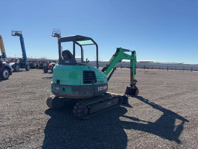 Image of Bobcat E42 equipment image 4