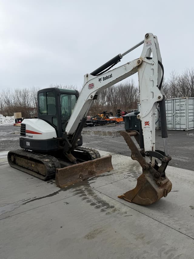 Image of Bobcat E50 equipment image 1