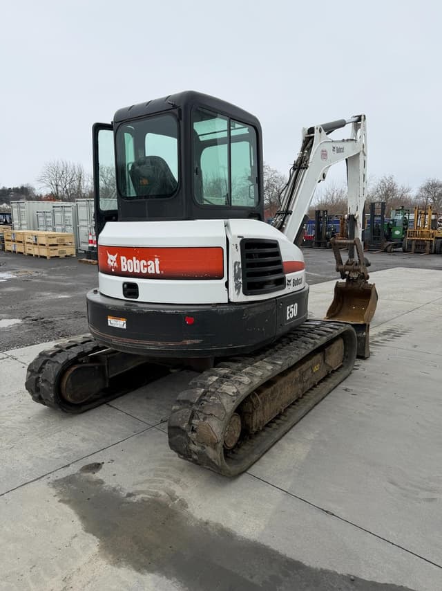 Image of Bobcat E50 equipment image 2