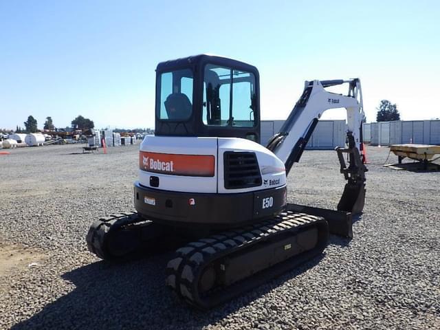 Image of Bobcat E50 equipment image 3