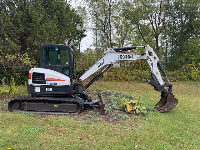 Image of Bobcat E50 equipment image 3