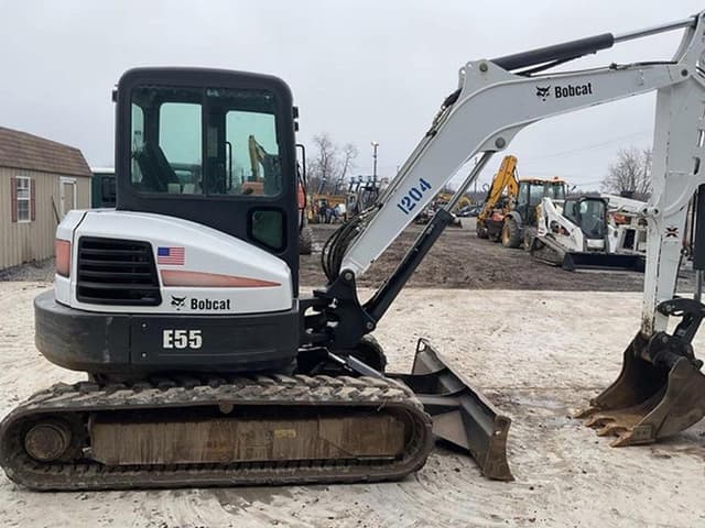 Image of Bobcat E55 equipment image 4