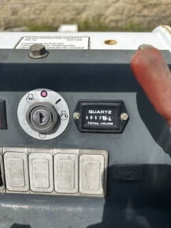 Image of Bobcat MT52 equipment image 3