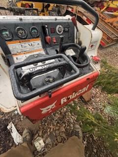 Image of Bobcat MT52 equipment image 4