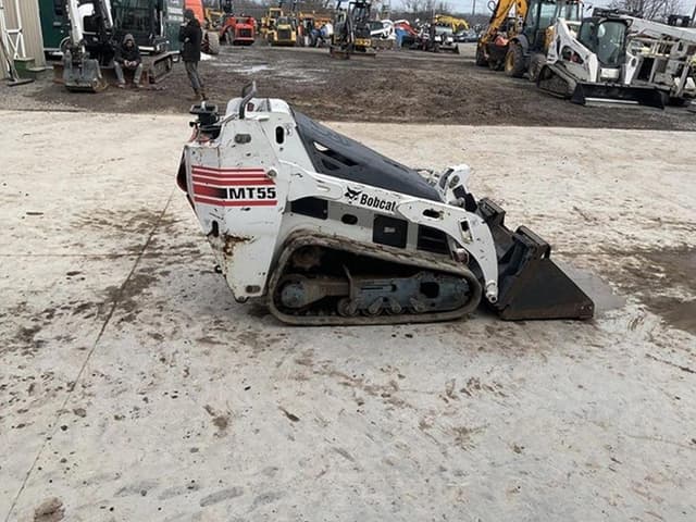 Image of Bobcat MT55 equipment image 4