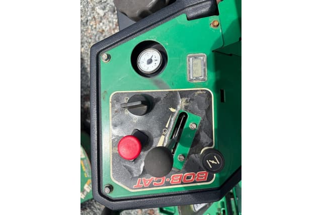 Image of Bobcat ProCat 6000 equipment image 3