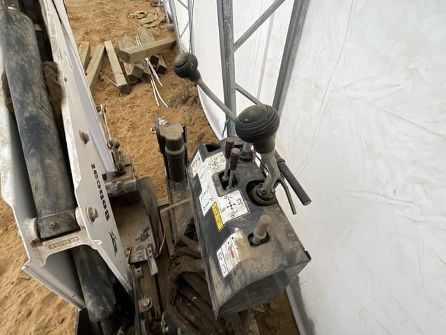 Image of Bobcat R30S equipment image 4