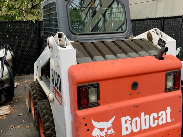 Image of Bobcat S130 equipment image 3