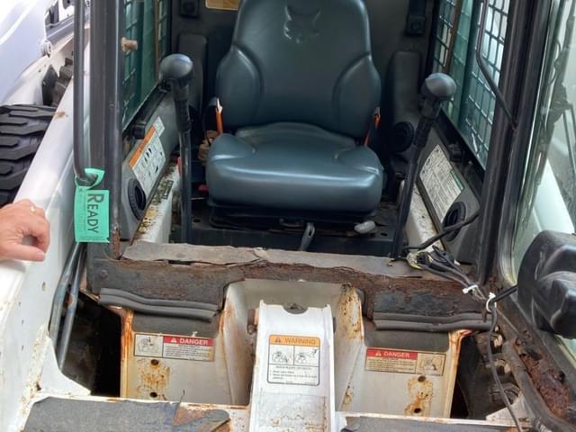 Image of Bobcat S130 equipment image 1