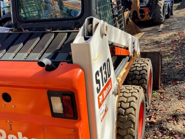 Image of Bobcat S130 equipment image 4