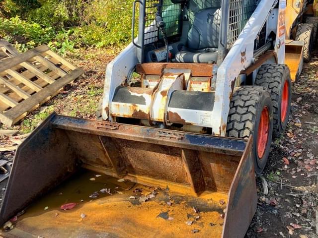 Image of Bobcat S130 equipment image 2