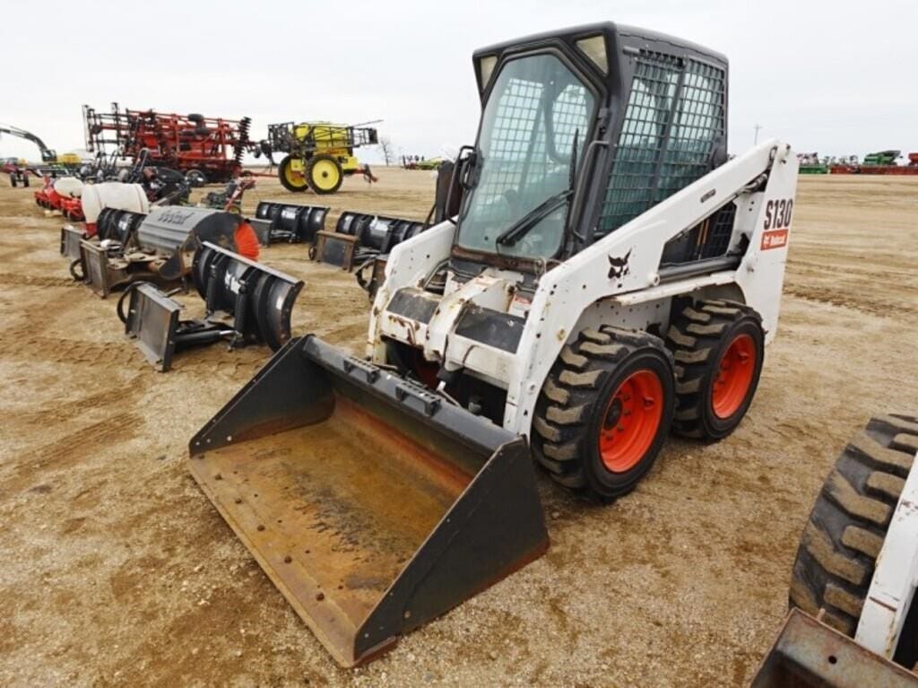 2012 Bobcat S130 Equipment Image0