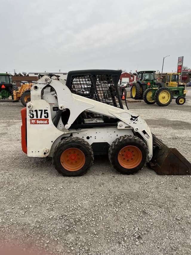 Image of Bobcat S175 equipment image 3