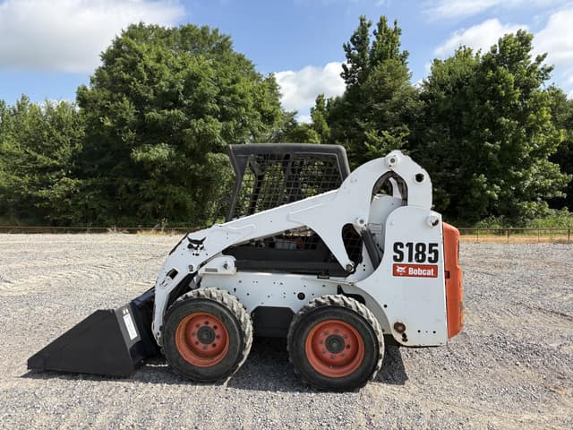 Image of Bobcat S185 equipment image 1