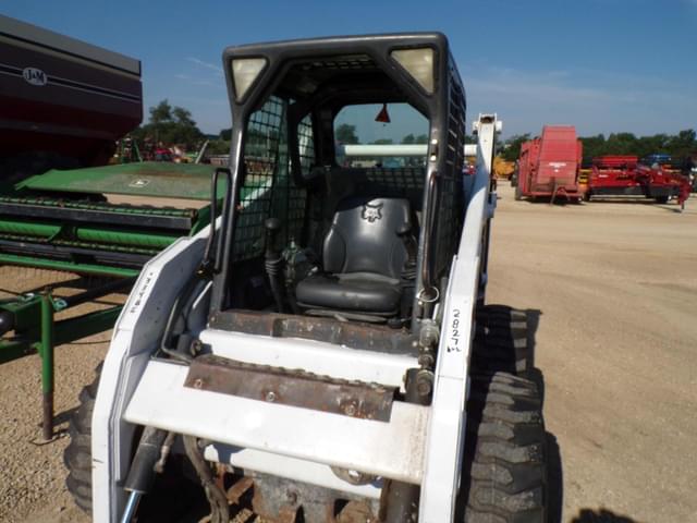 Image of Bobcat S185 equipment image 2