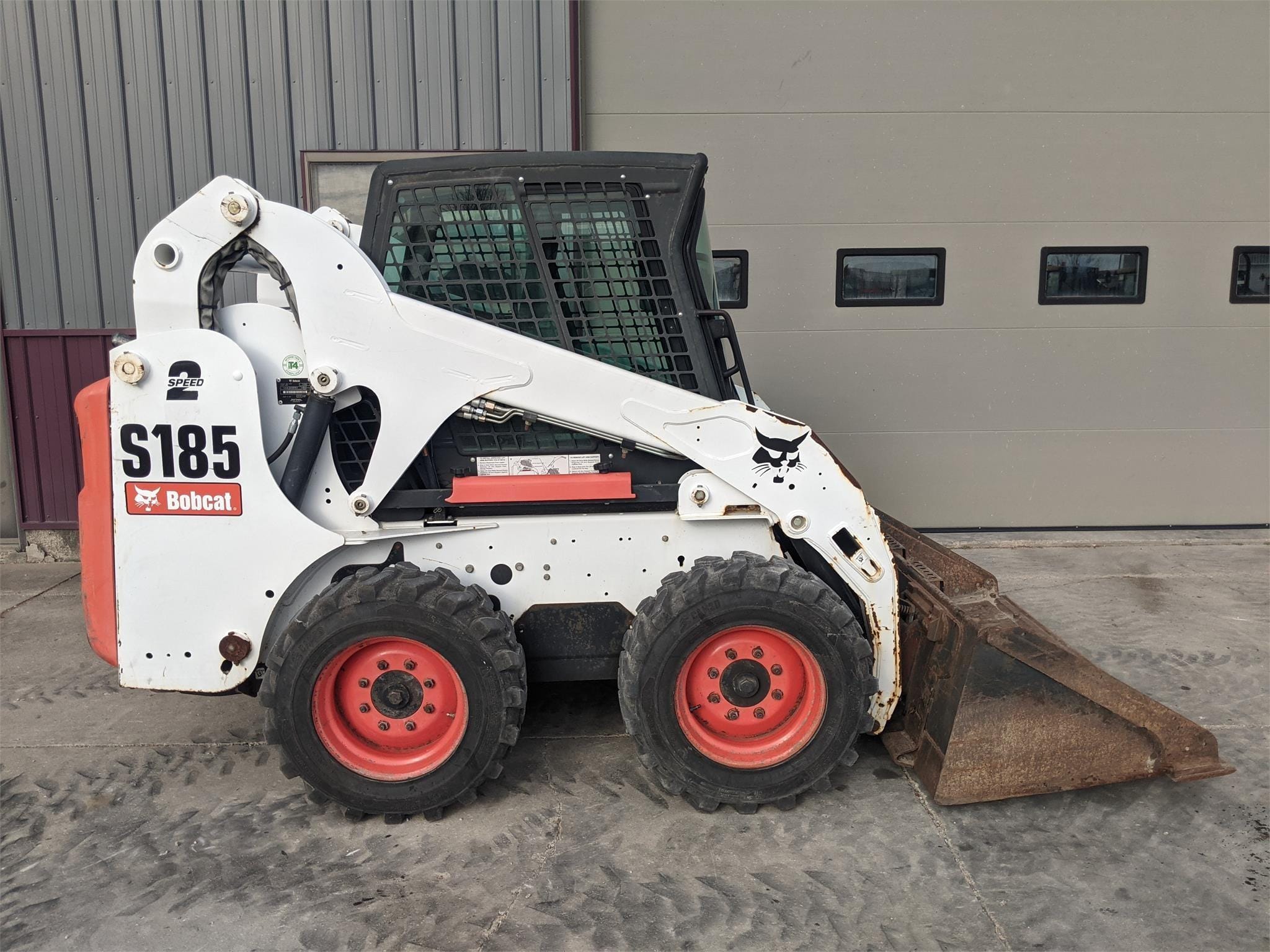 Main image Bobcat S185