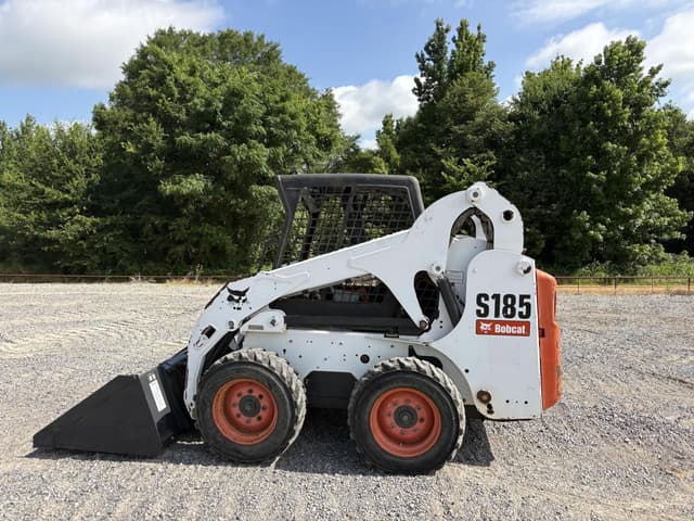 Image of Bobcat S185 equipment image 1