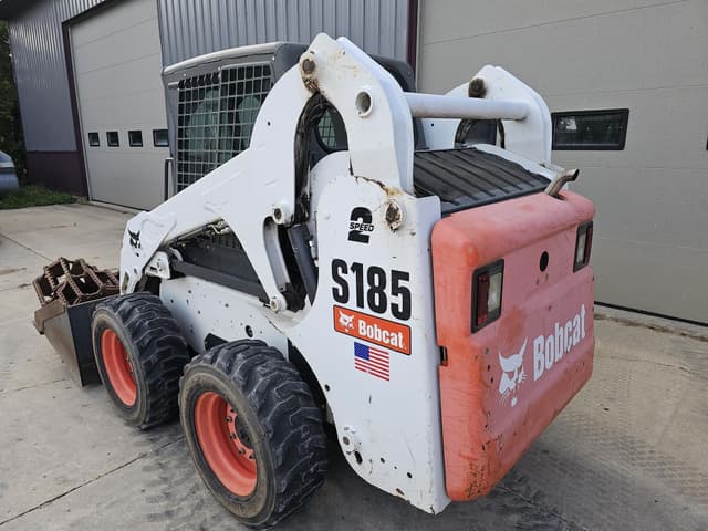 Image of Bobcat S185 equipment image 3