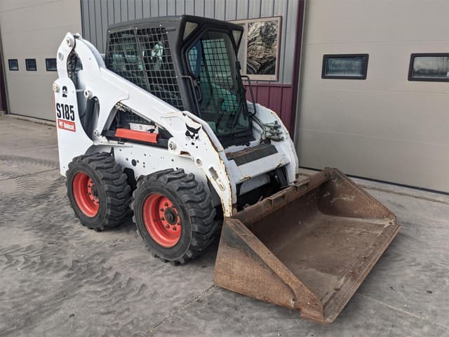 Image of Bobcat S185 equipment image 2