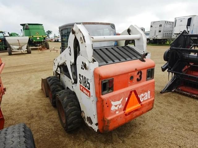 Image of Bobcat S185 equipment image 3