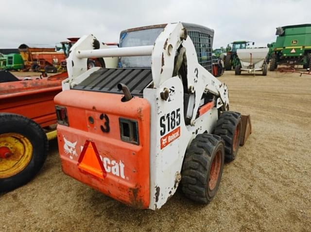 Image of Bobcat S185 equipment image 2