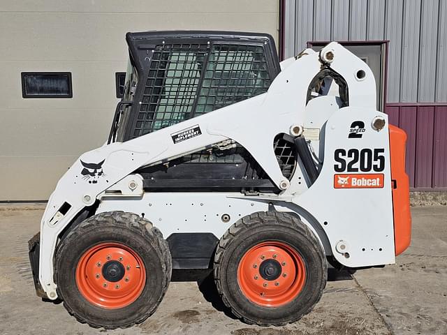 Image of Bobcat S205 equipment image 1