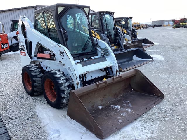 Image of Bobcat S205 equipment image 3