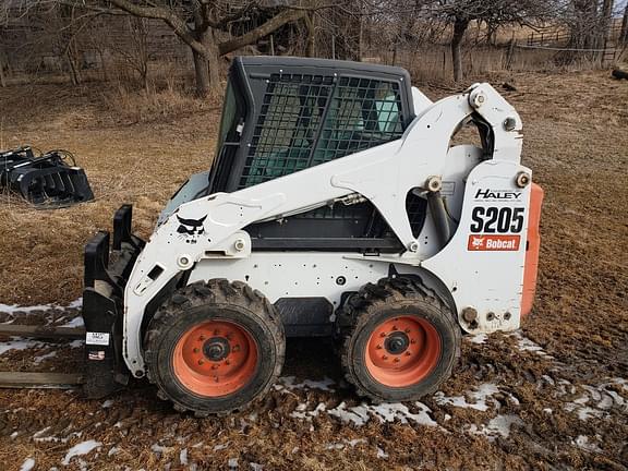 Image of Bobcat S205 equipment image 1