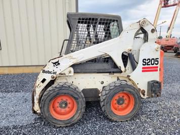 Main image Bobcat S205