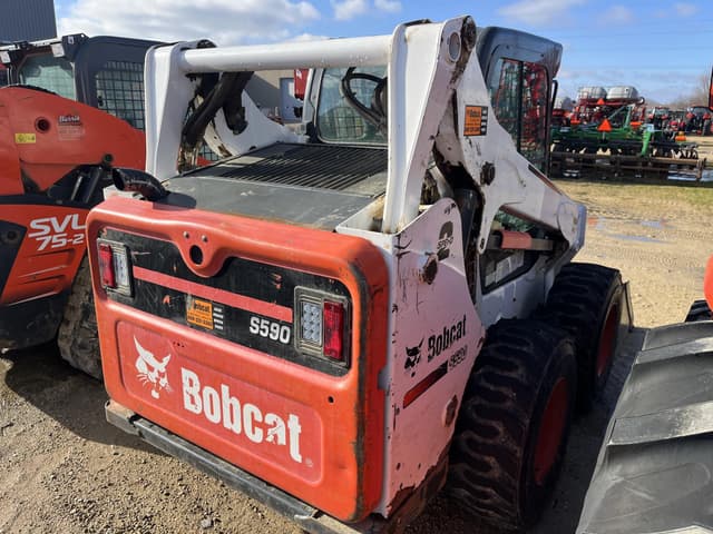 Image of Bobcat S590 equipment image 3