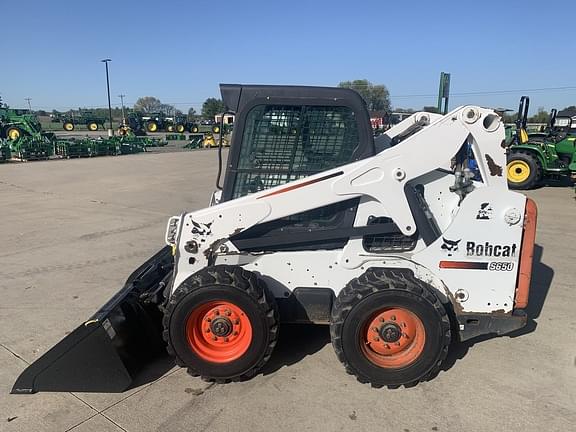 Image of Bobcat S650 equipment image 4