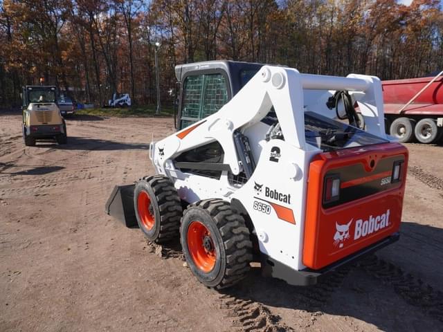 Image of Bobcat S650 equipment image 2