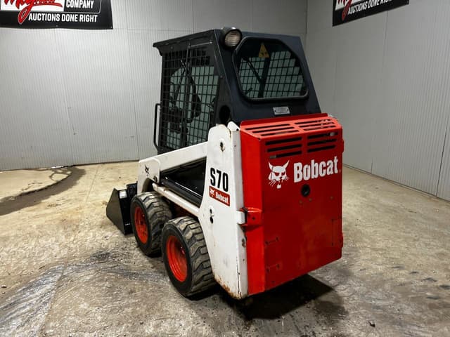 Image of Bobcat S70 equipment image 2