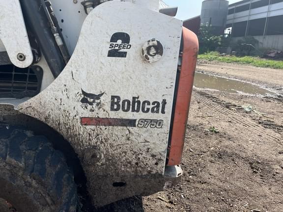 Image of Bobcat S750 equipment image 4