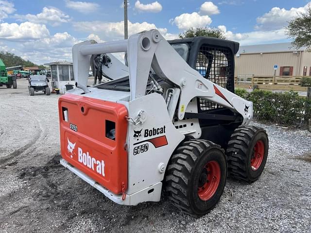 Image of Bobcat S750 equipment image 2