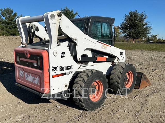 Image of Bobcat S850 equipment image 2