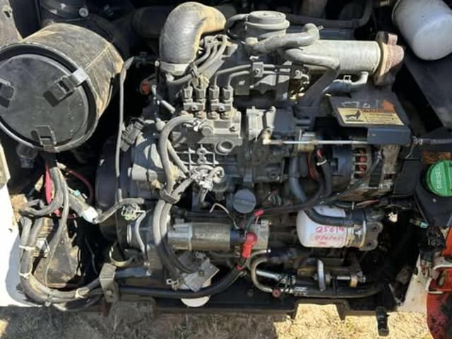 Image of Bobcat T190 equipment image 4